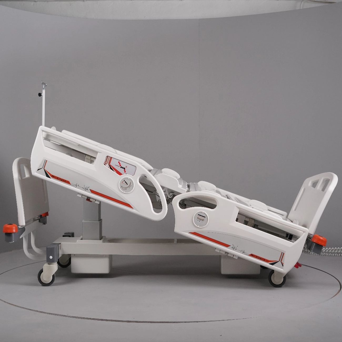 How Are Hospital Bed Spare Parts Manufactured? Hastane yatağı yedek parçaları nasıl üretilir? Üretim süreci, kullanılan malzemeler ve kalite kontrol aşamaları hakkında detaylı bilgi alın.